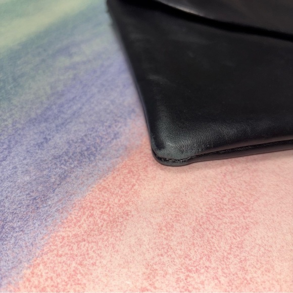 Henri Bendel Limited Edition Leather Clutch Chain Strap - Picture 9 of 12